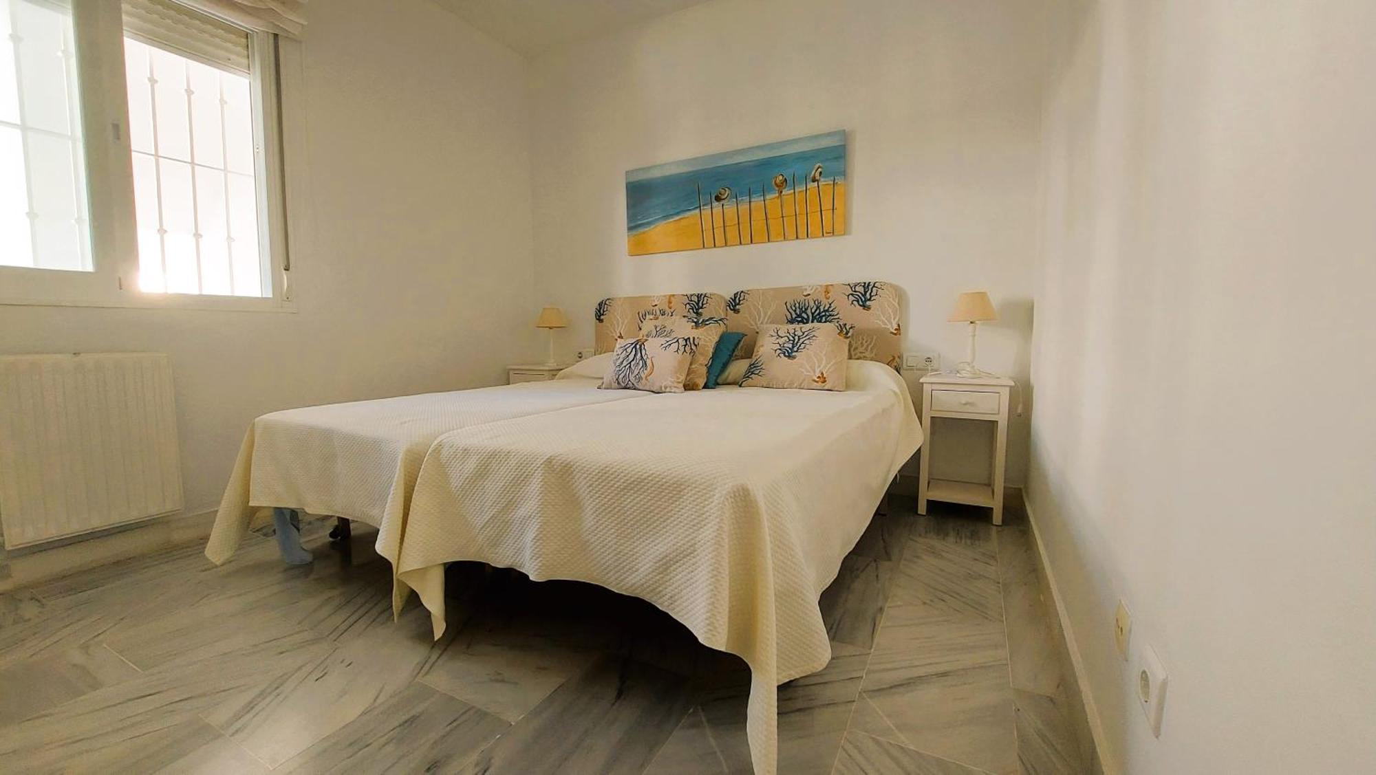 Apartment And Golfside In Guadalmina *