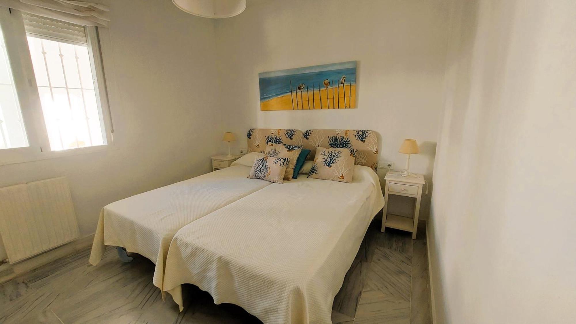 And Golfside In Guadalmina Apartment