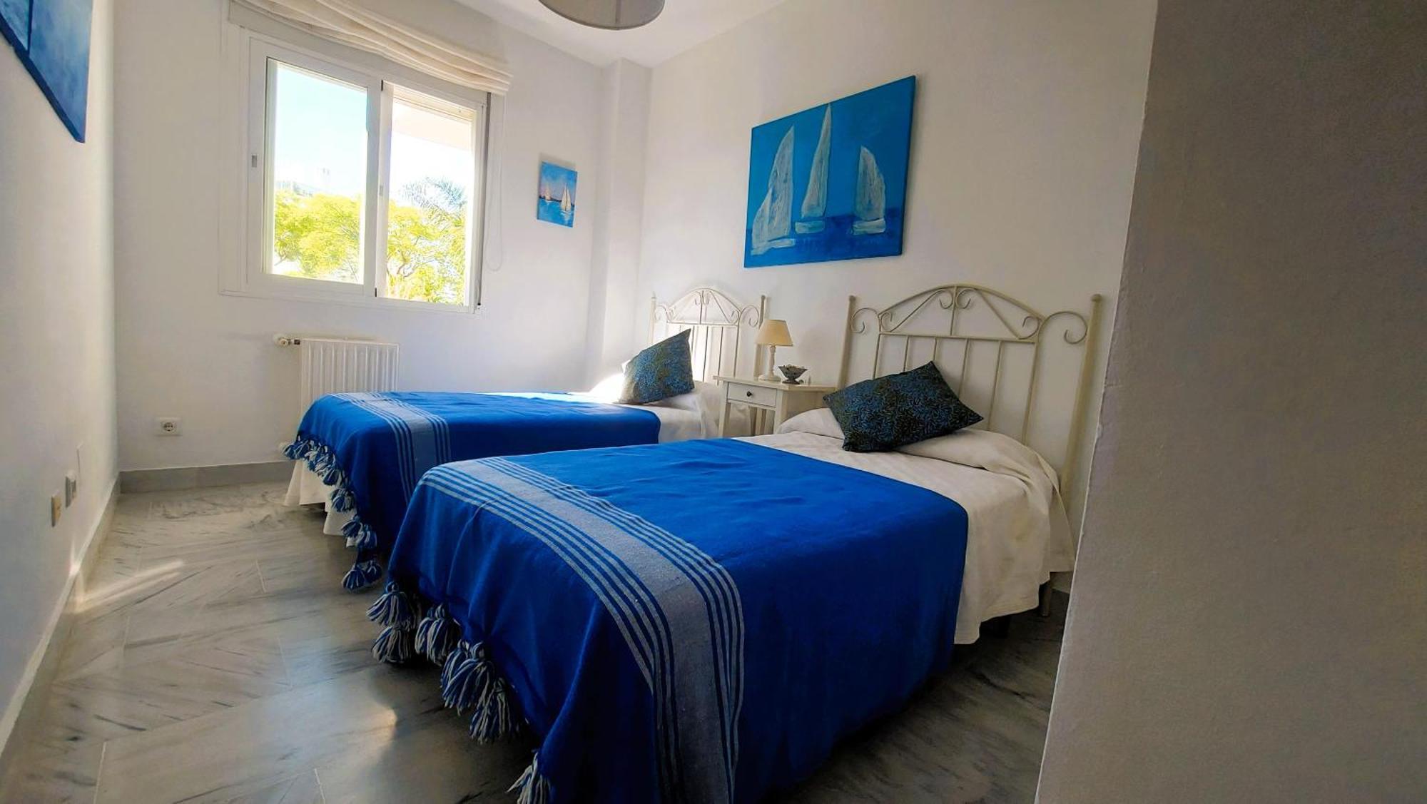 Apartment And Golfside In Guadalmina *